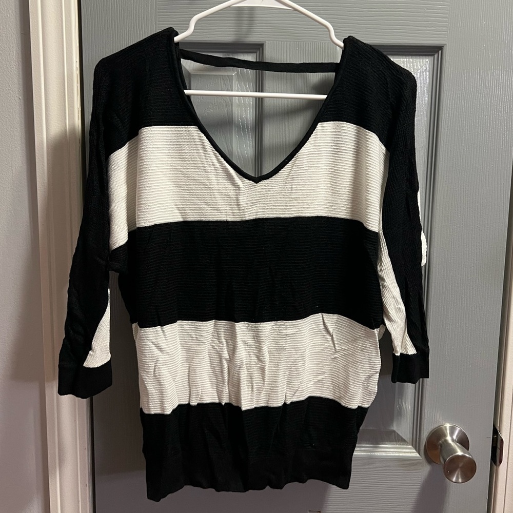 Express Medium Sweater Top